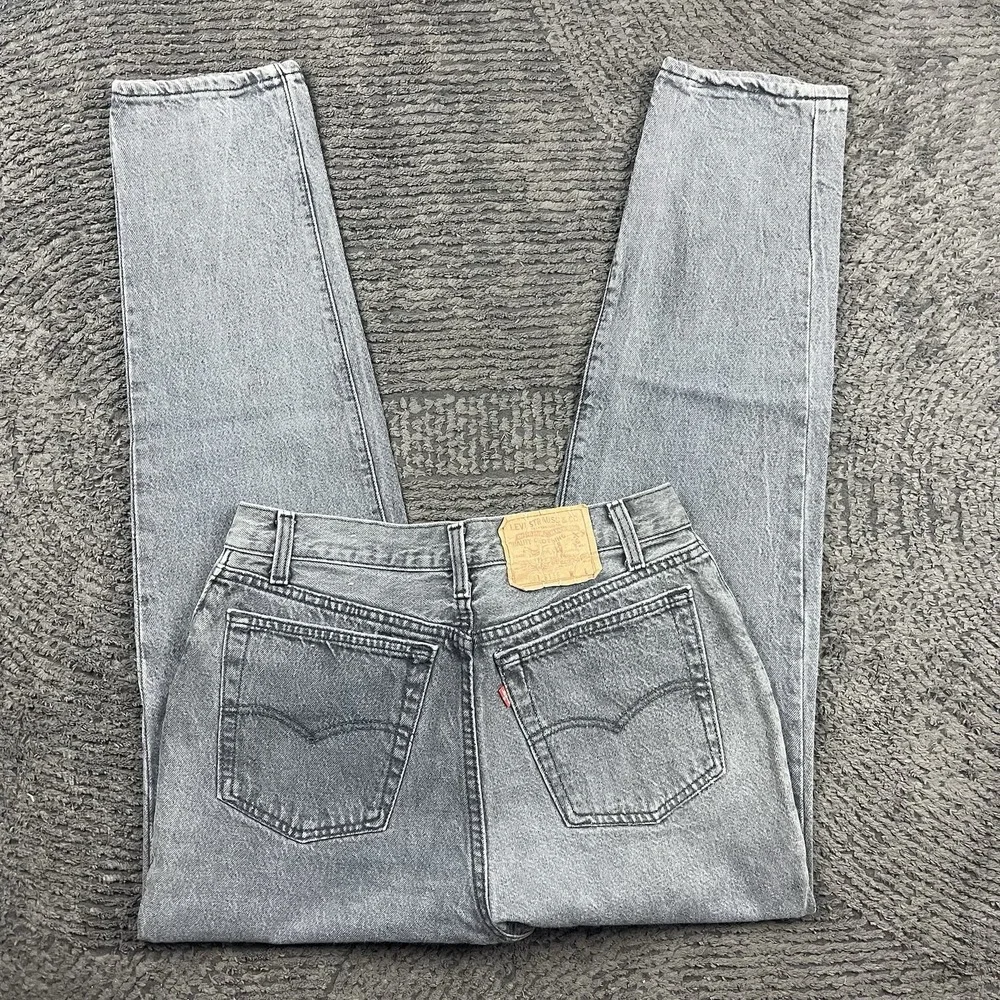 Vintage‎ Levi's 501 Women's 28x29 Jeans USA Made Black Gray Stonewash Denim 90s